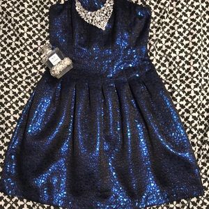 Beautiful Blue/Black dress